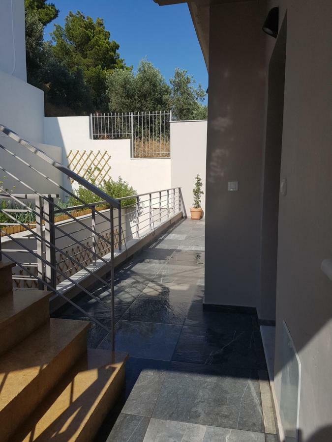 Kalavria Luxury Suites - Magnificent Sea View Of Poros Poros Town Exteriér fotografie